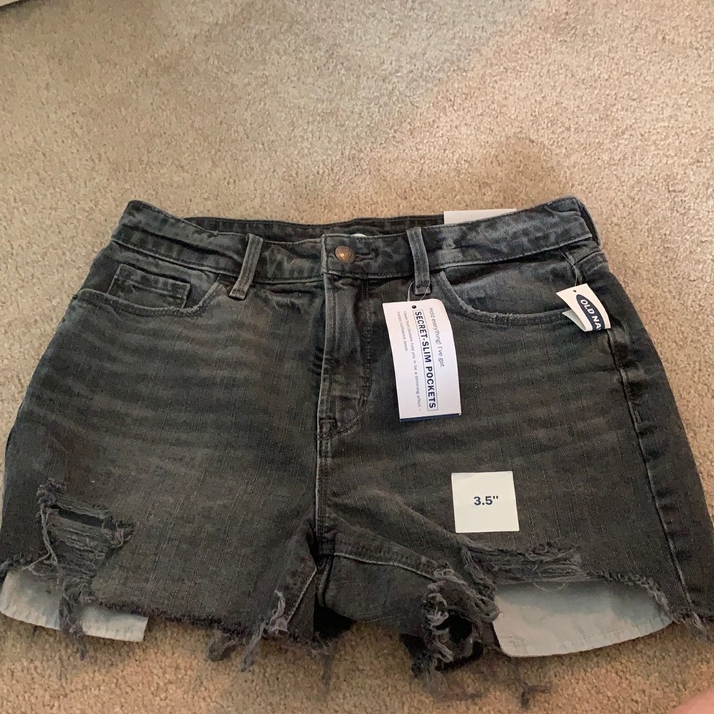 NWT OLD NAVY BLACK WASH DENIM HIGH RISE SHORTS